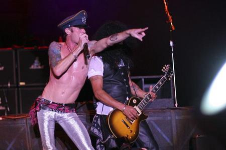 Velvet Revolver at Voodoo New Orleans 
